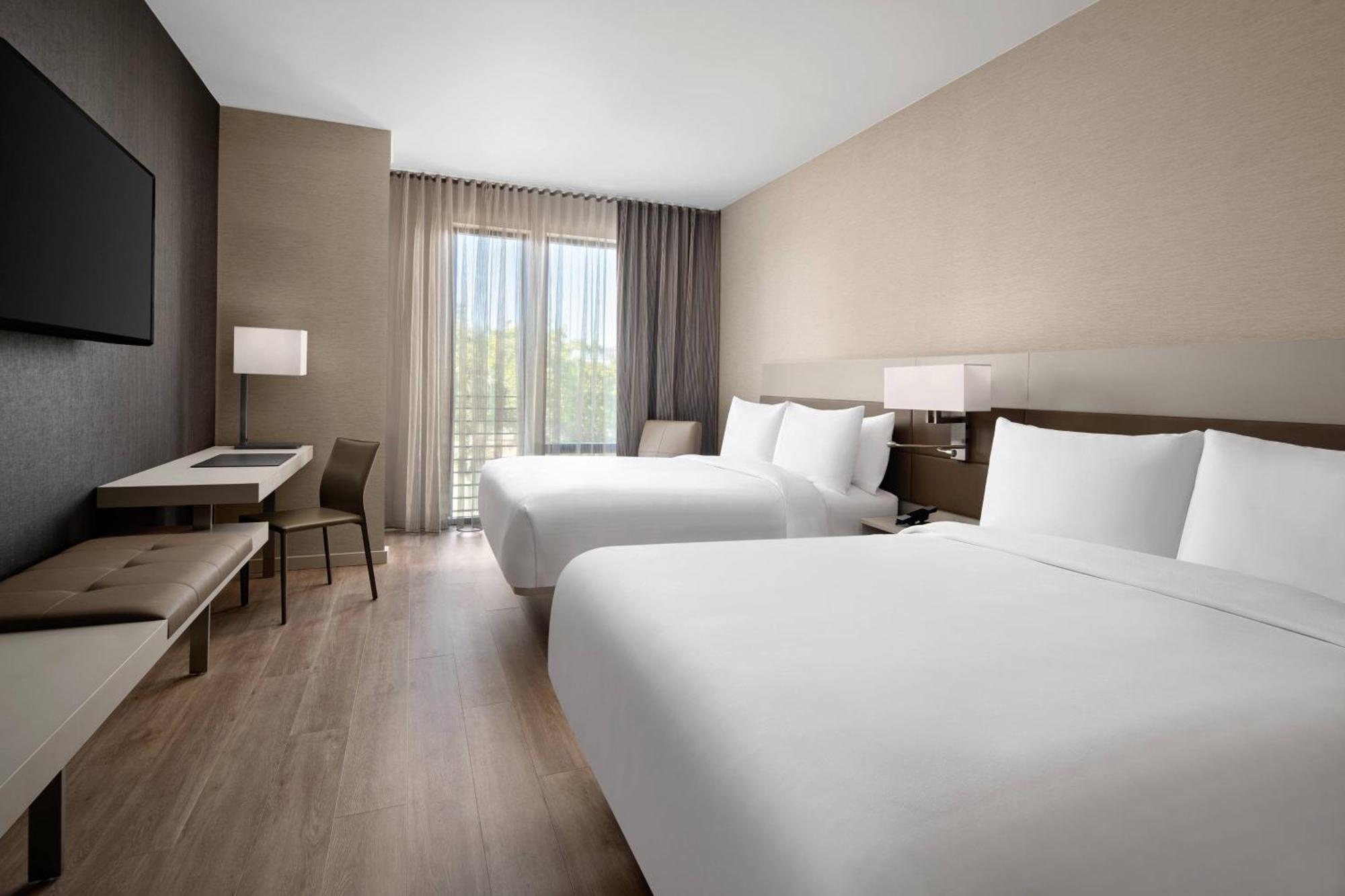 Ac Hotel By Marriott Santa Rosa Sonoma Wine Country Exterior photo